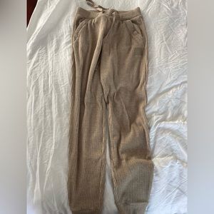 ALO Yoga Muse sweatpant